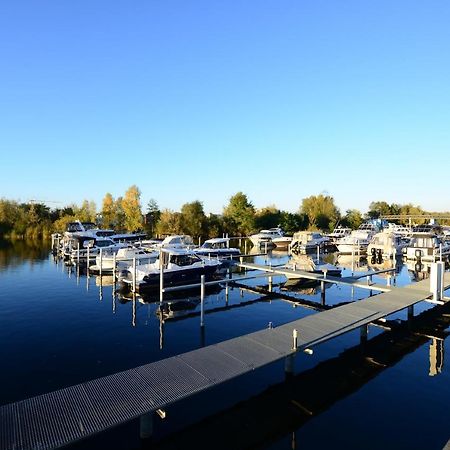 Luxstay Werder Kolonie Zern Εξωτερικό φωτογραφία